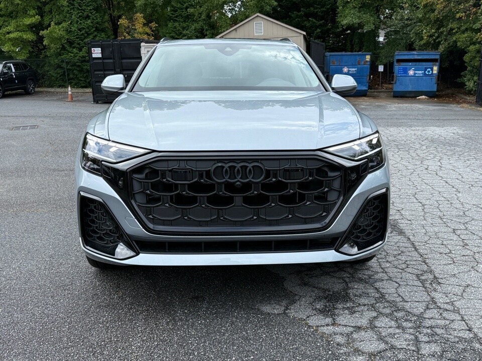 2026 Audi Q8 55 Premium Plus photo 2