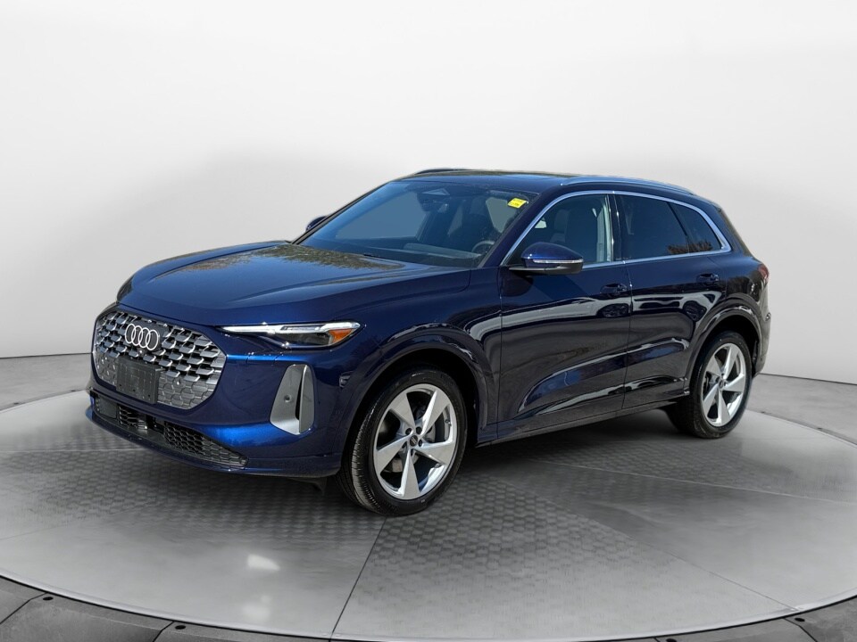 2025 Audi Q5 2.0T Prestige photo 3