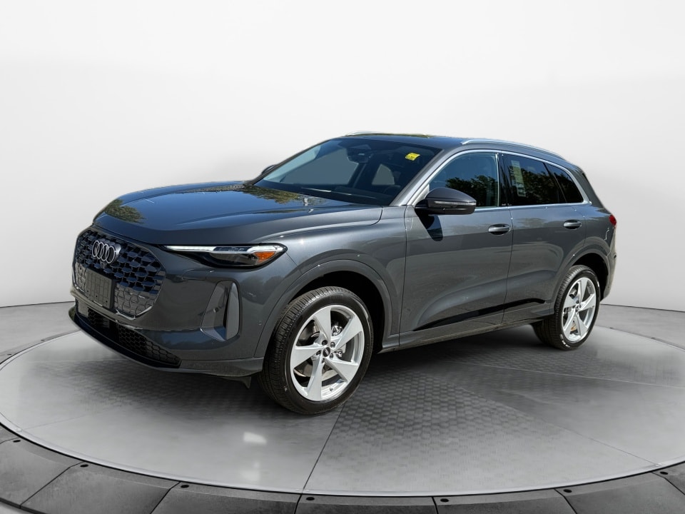 2025 Audi Q5 2.0T Premium Plus photo 3