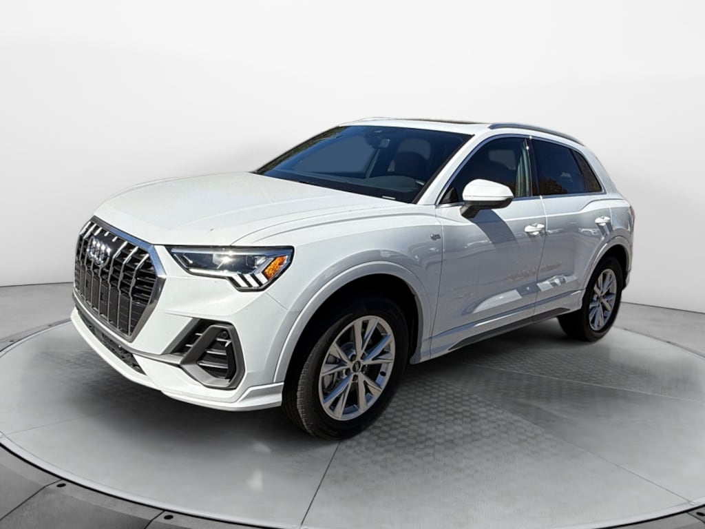 Certified 2025 Audi Q3 Premium 45 TFSI S line quattro Tiptronic SUV