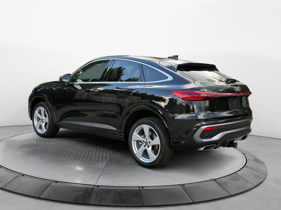2025 Audi Q5 2.0T Premium Plus photo 4