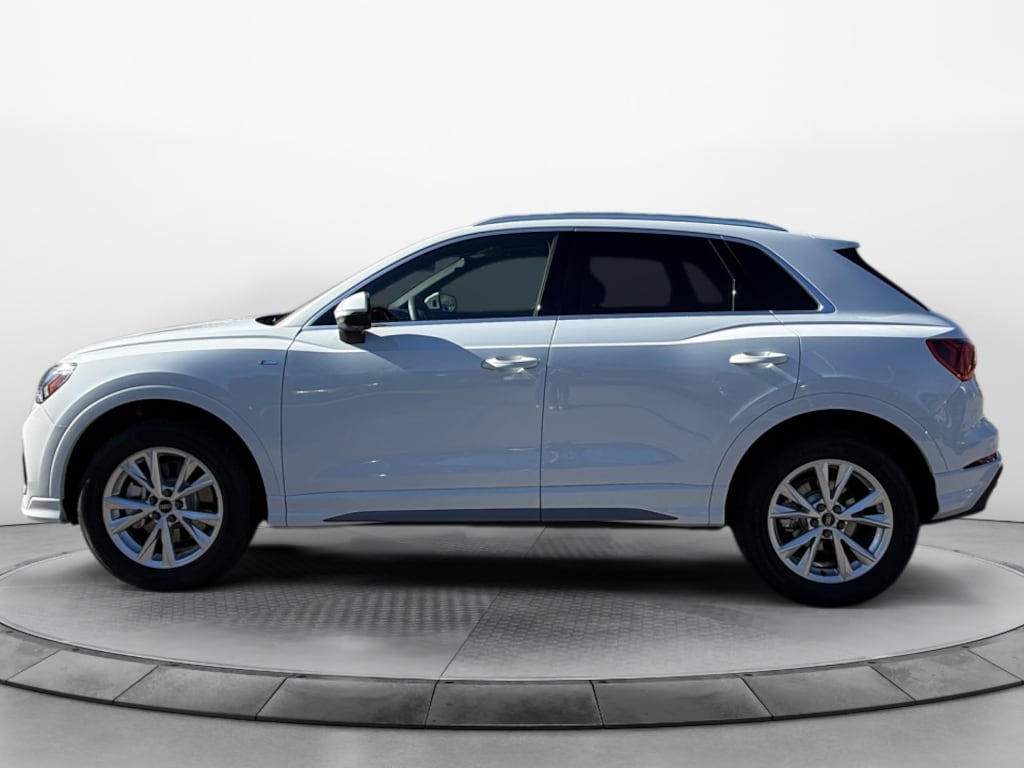 Certified 2025 Audi Q3 Premium 45 TFSI S line quattro Tiptronic SUV