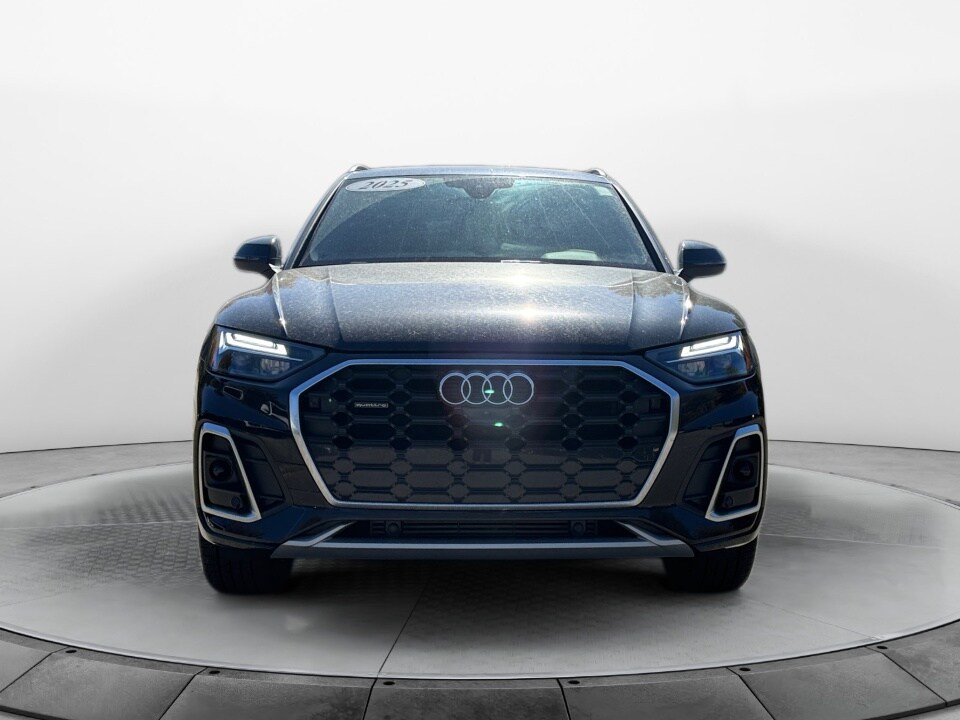 2025 Audi Q5 Premium Plus 45 TFSI S line photo 2