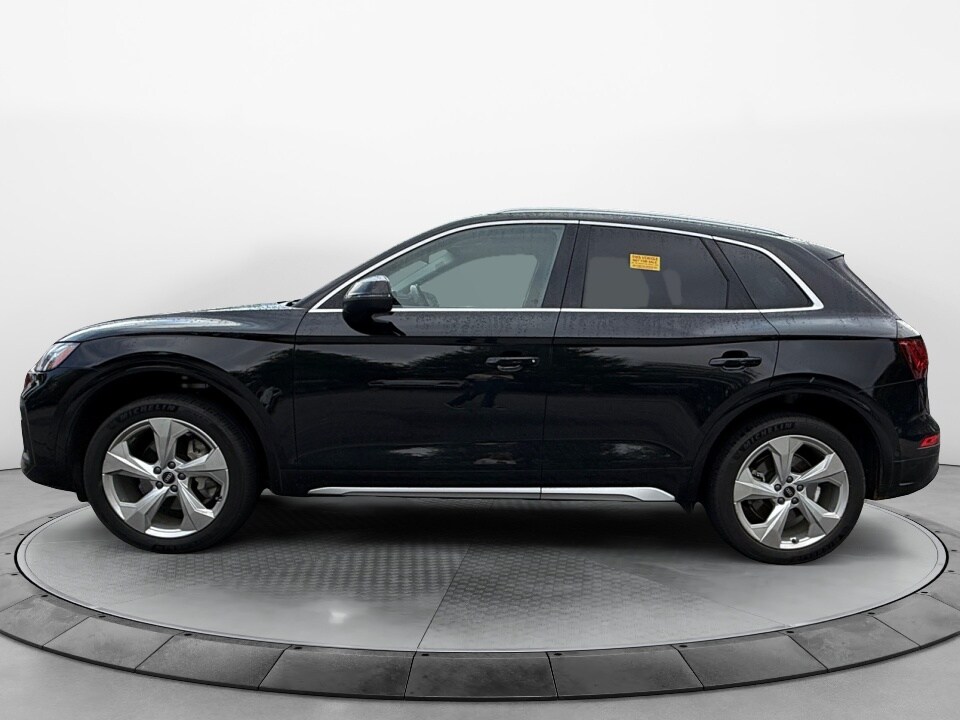 2021 Audi Q5 Prestige 45 TFSI Premium S line photo 3