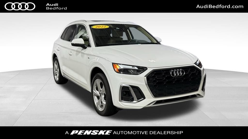 2022 Audi Q5 45 S line Premium photo 2