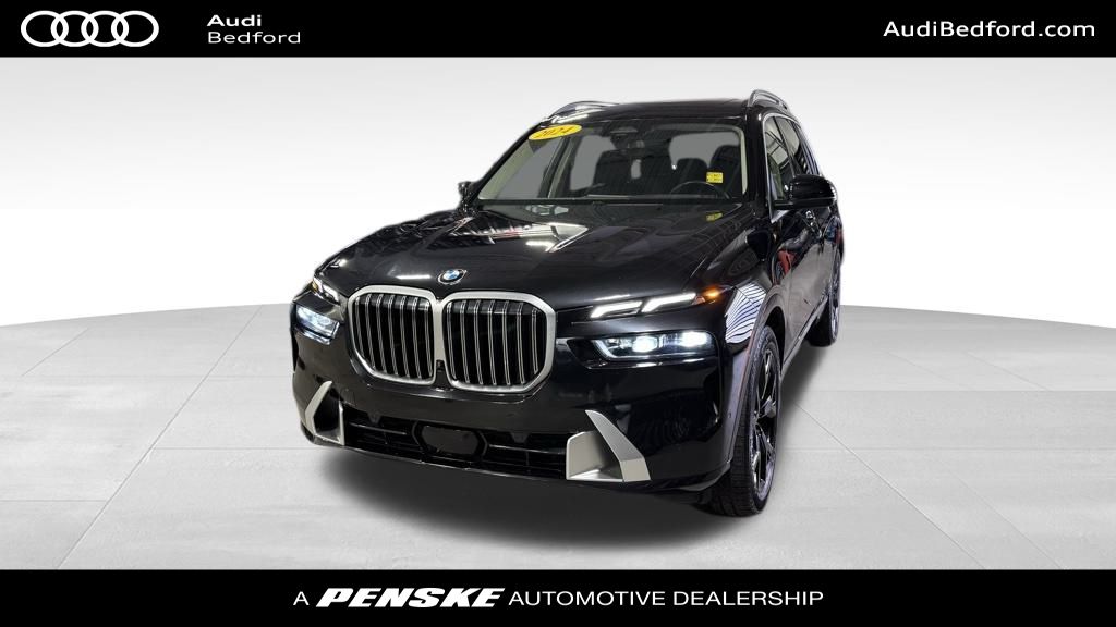 2024 BMW X7 40i's photo