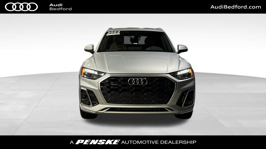 2022 Audi Q5 45 S line Premium photo 2