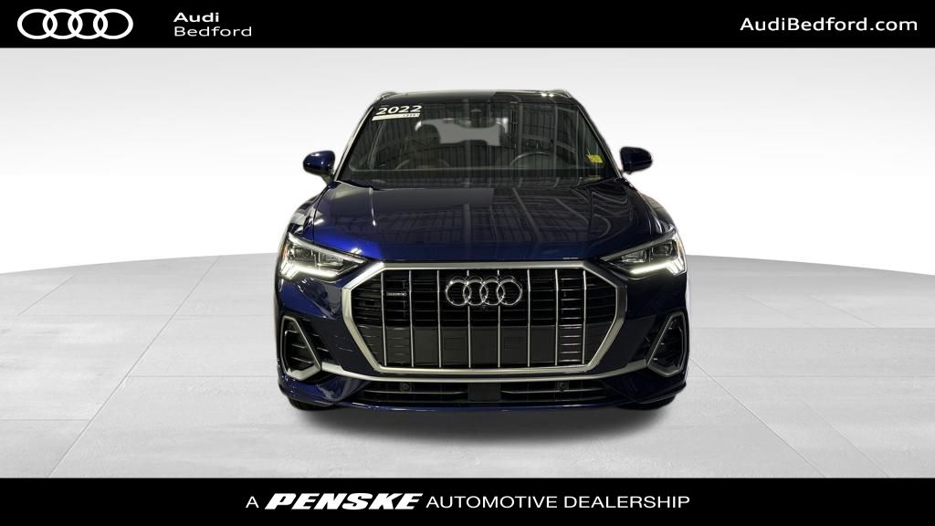 2022 Audi Q3 45 TFSI S line Premium photo 2