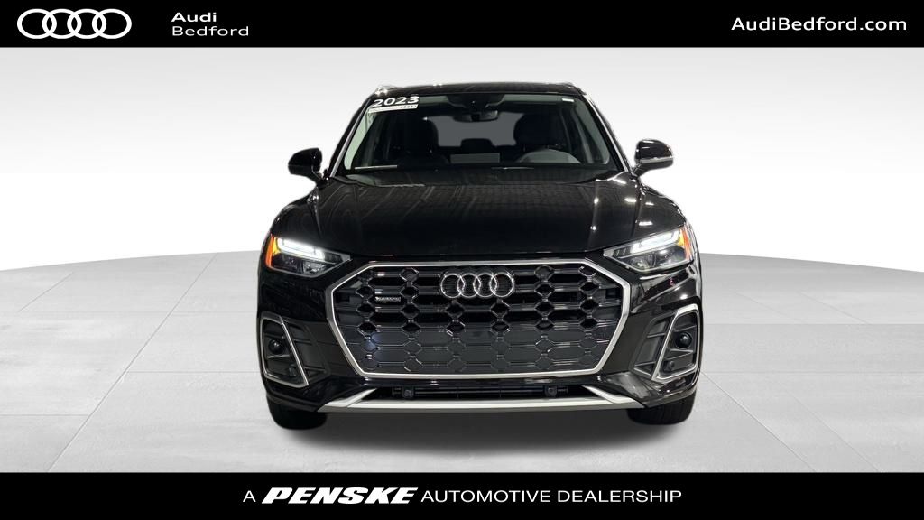 2023 Audi Q5 45 S line Premium photo 2