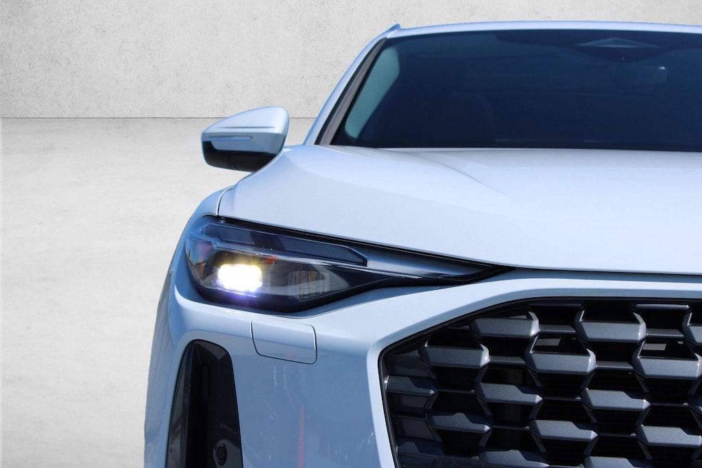 Certified 2025 Audi Q5 2.0T Premium SUV