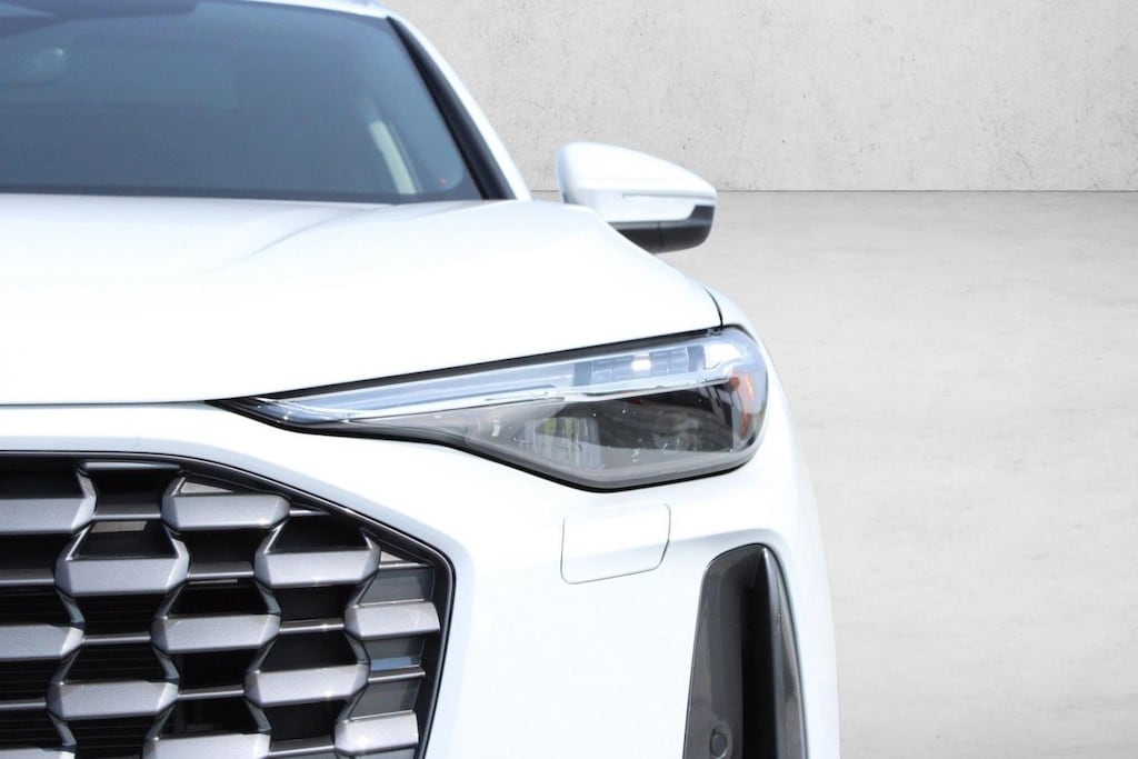 Certified 2025 Audi Q5 2.0T Premium Plus SUV