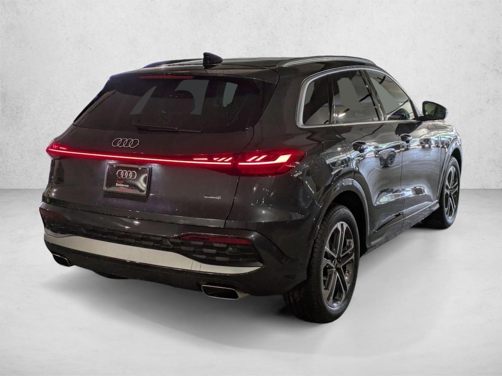 Used 2025 Audi Q5 2.0T Prestige SUV