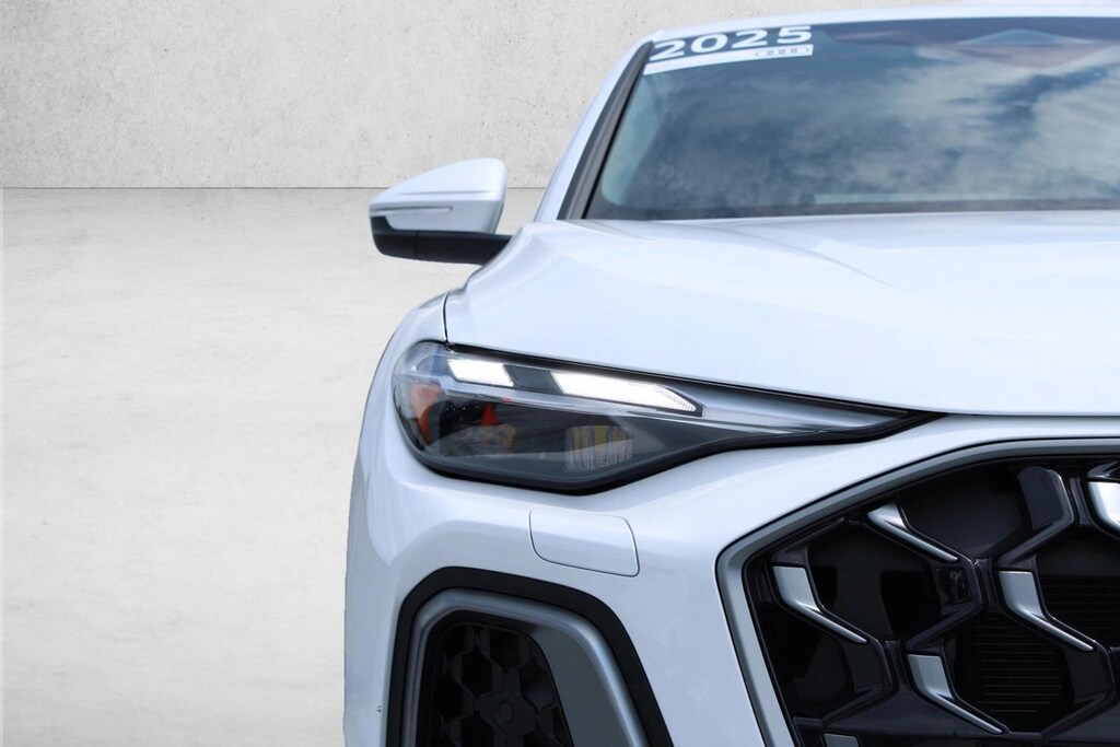 Certified 2025 Audi Q5 Sportback 2.0T Premium SUV