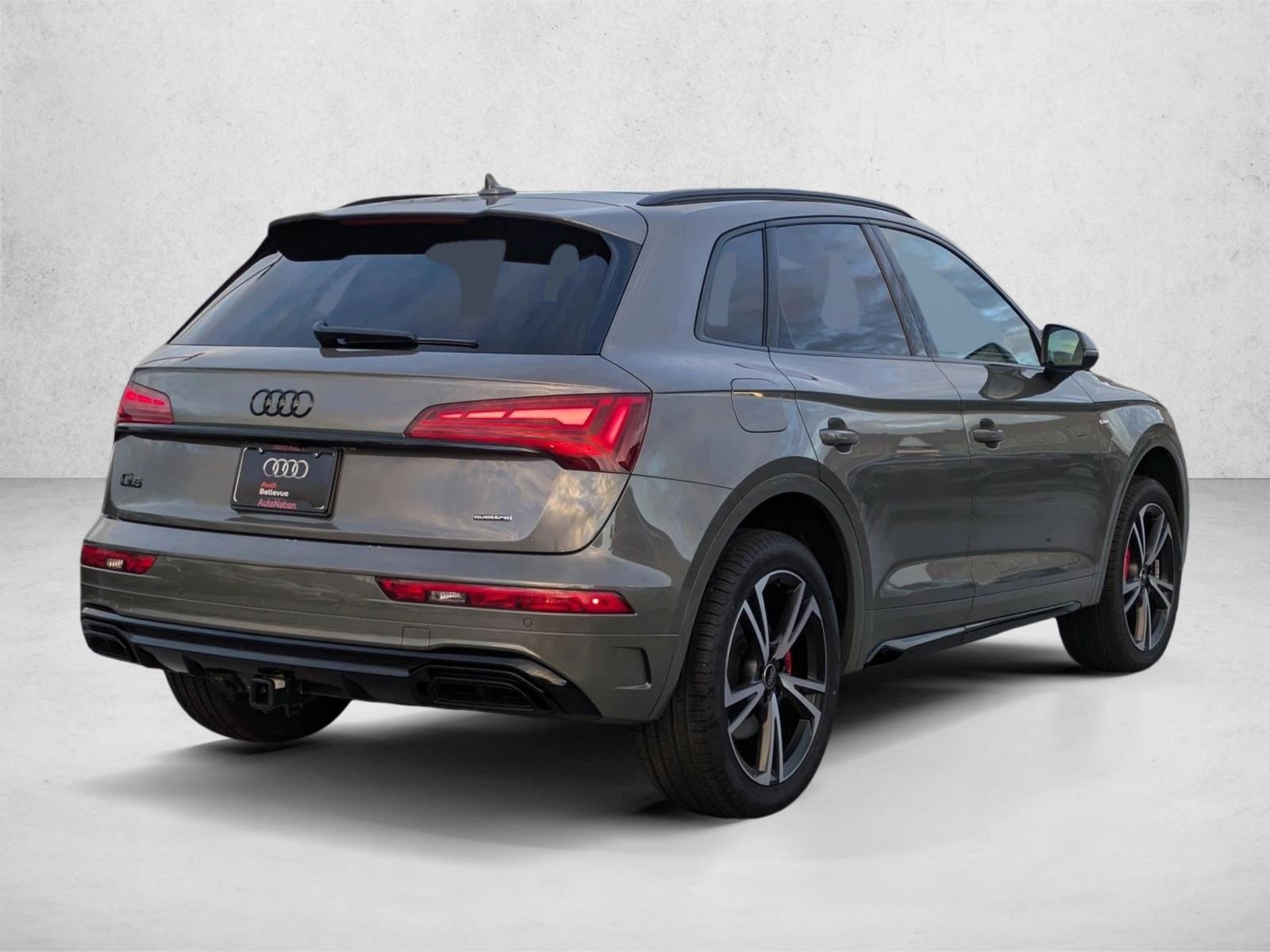 2025 Audi Q5 45 S line Premium Plus photo 2