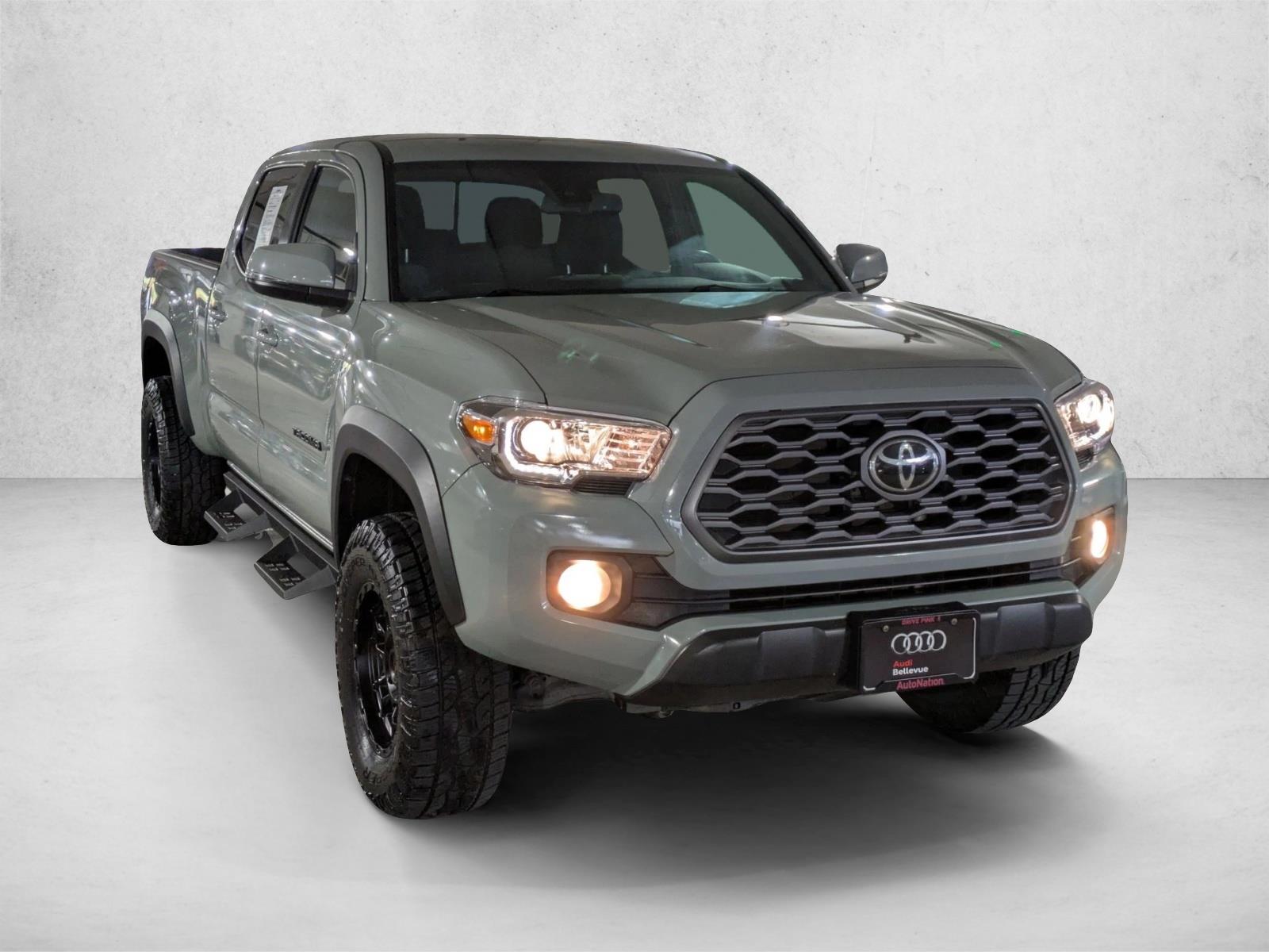 2022 Toyota Tacoma TRD V6 photo 3