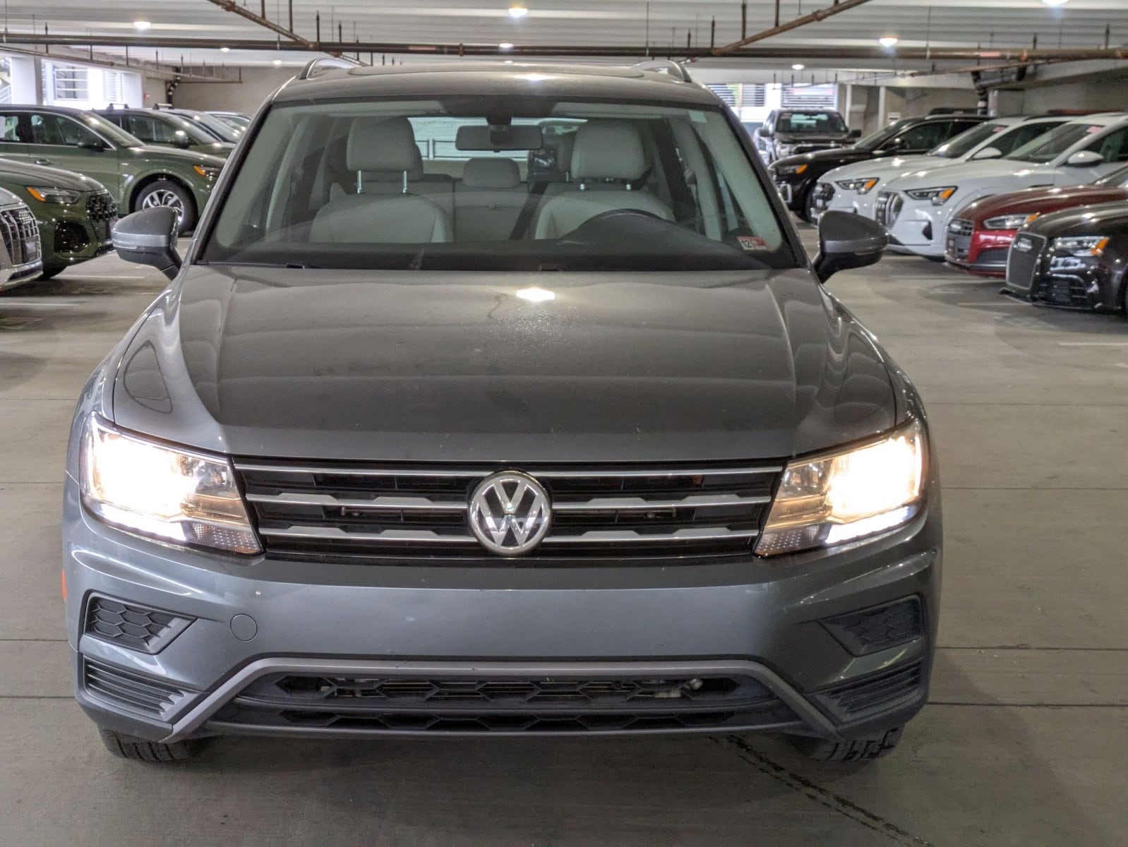 Used 2018 Volkswagen Tiguan SE with VIN 3VV3B7AX1JM046335 for sale in Bellevue, WA