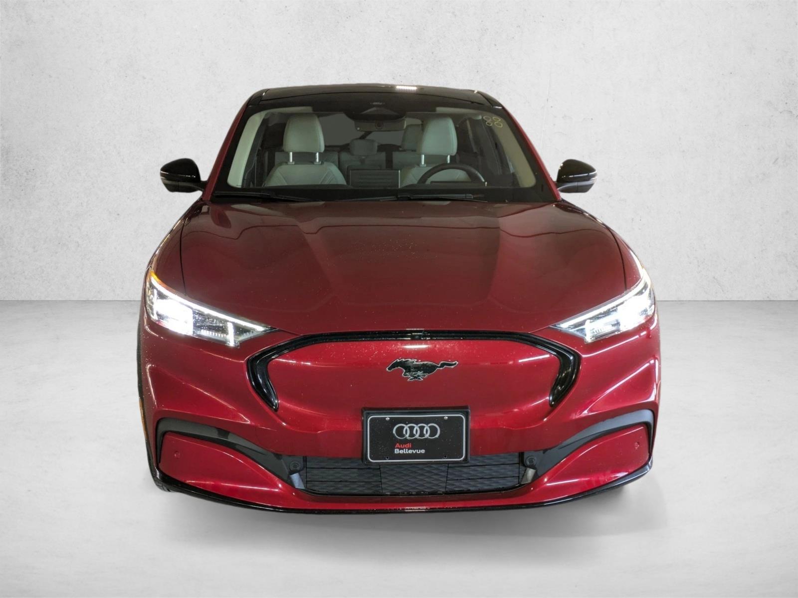 2022 Ford Mustang Mach-E Premium photo 2