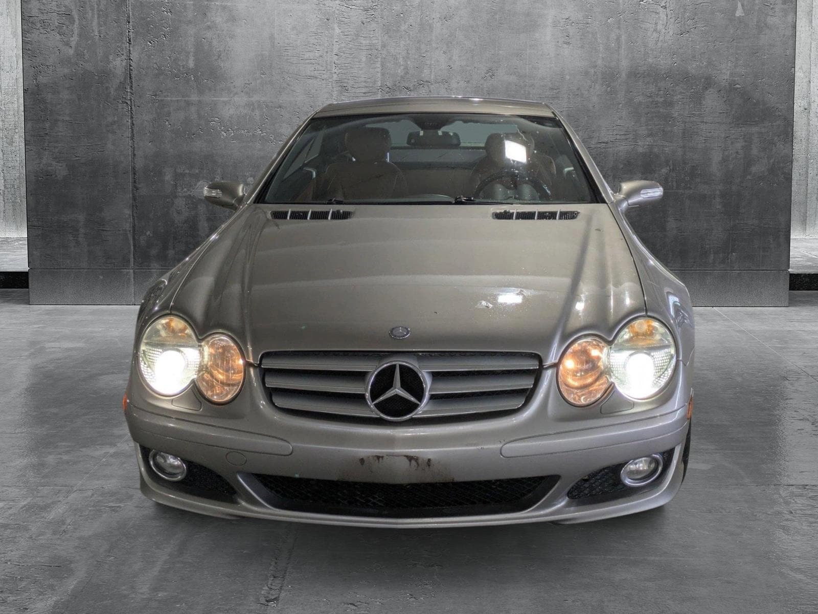 Used 2007 Mercedes-Benz SL-Class SL550 with VIN WDBSK71F77F118518 for sale in Bellevue, WA