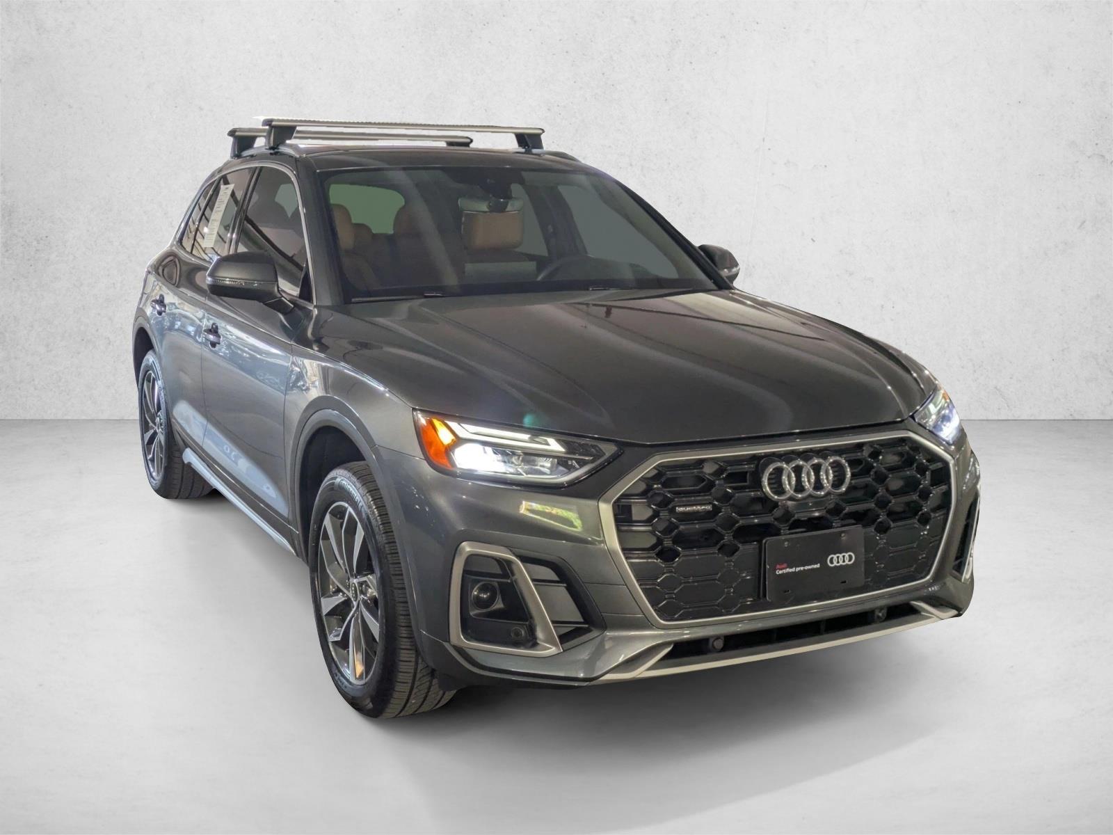 2022 Audi Q5 45 S line Premium photo 2