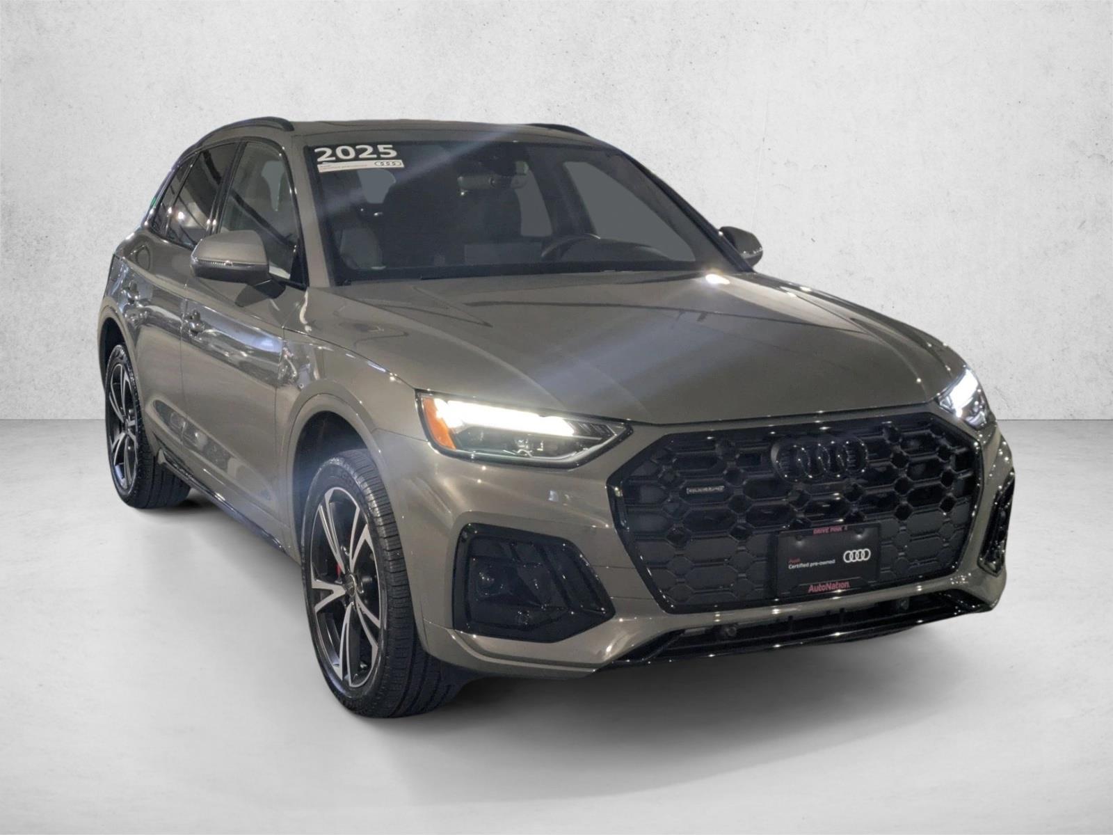 2025 Audi Q5 45 S line Premium Plus photo 3