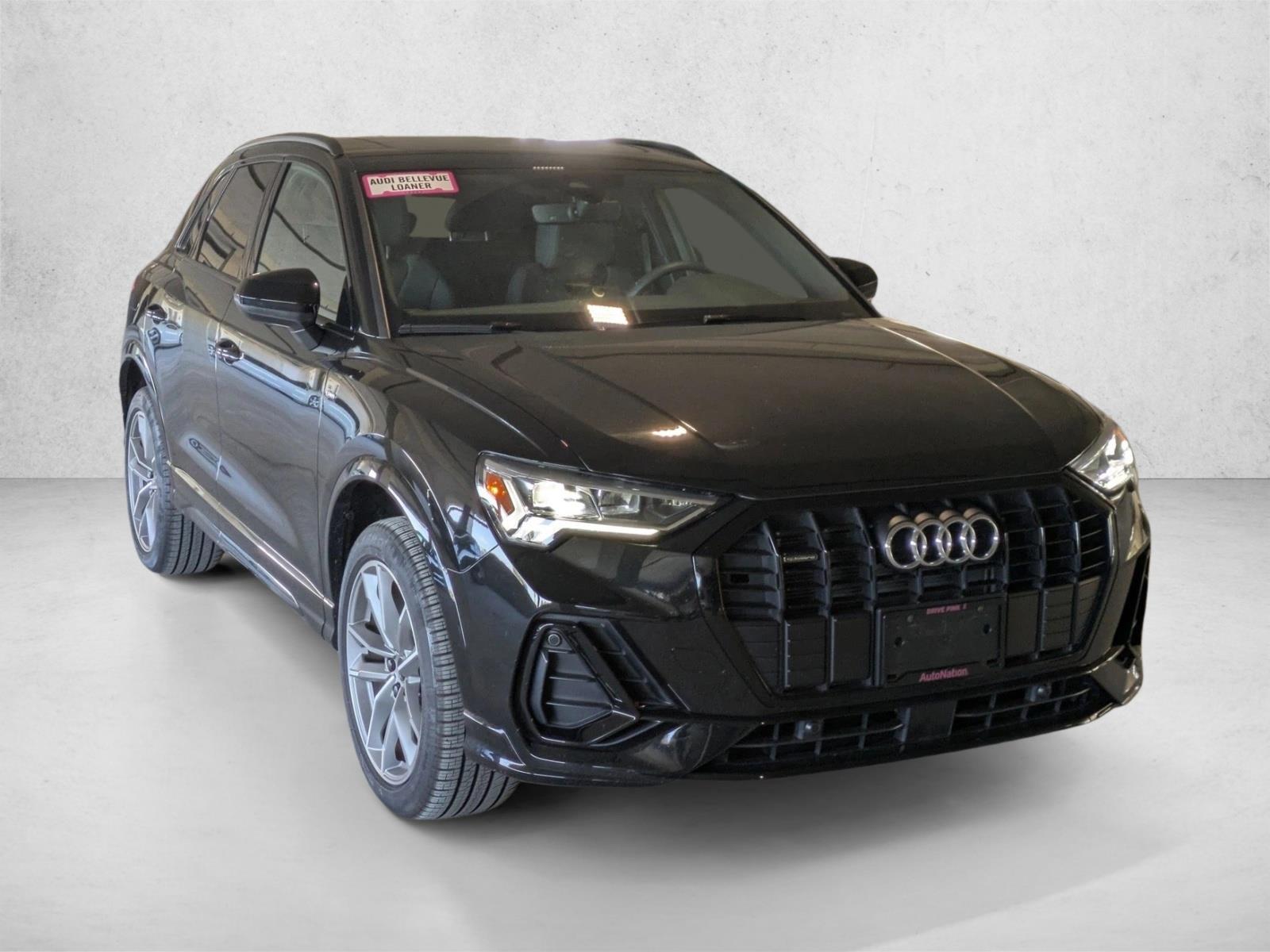 2025 Audi Q3 45 TFSI S line Premium photo 2