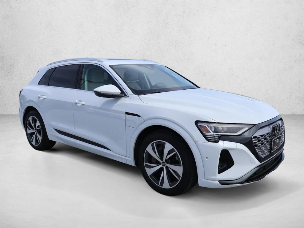 Used 2024 Audi Q8 e-tron Premium SUV
