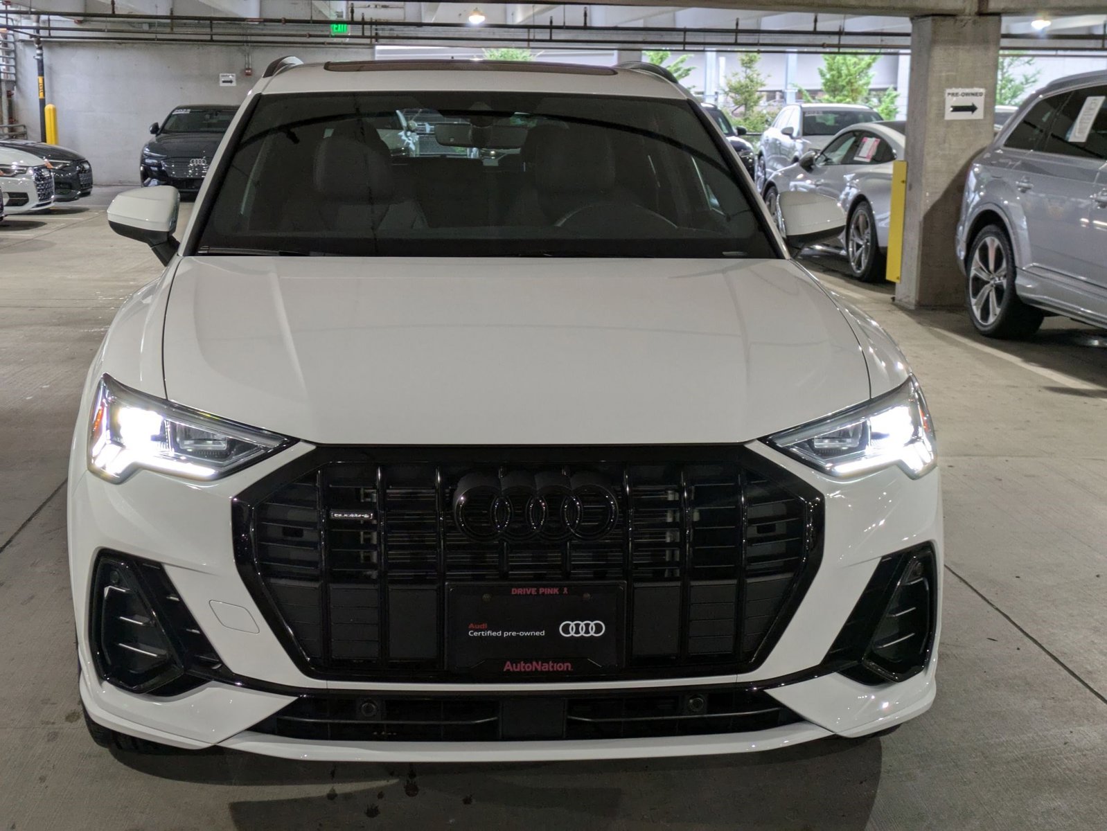 2025 Audi Q3 45 TFSI S line Premium photo 2