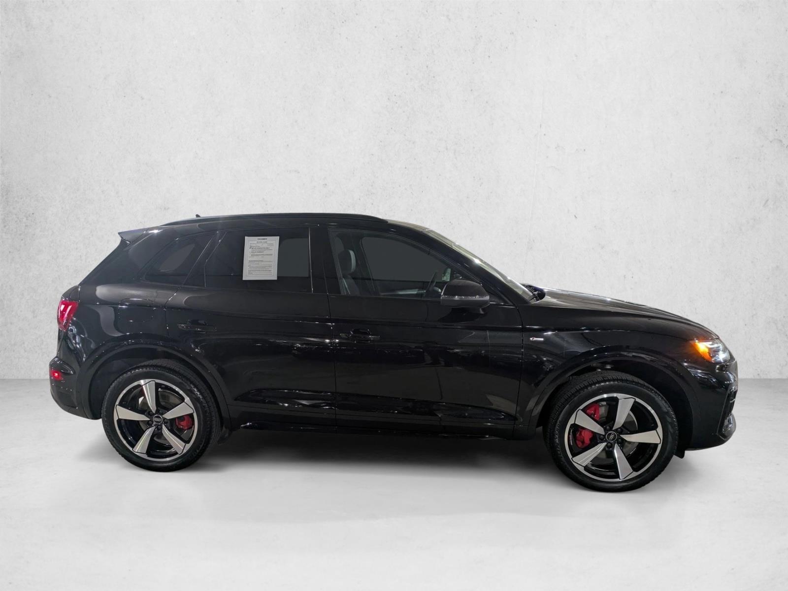 2024 Audi Q5 45 S line Premium Plus photo 3
