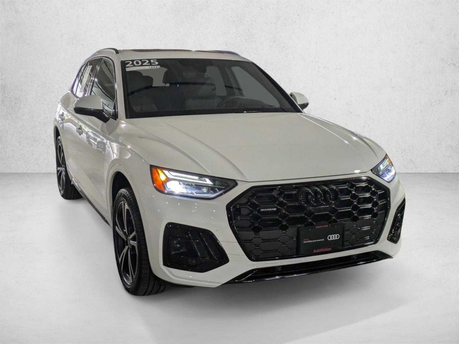 2025 Audi Q5 45 S line Premium Plus photo 3
