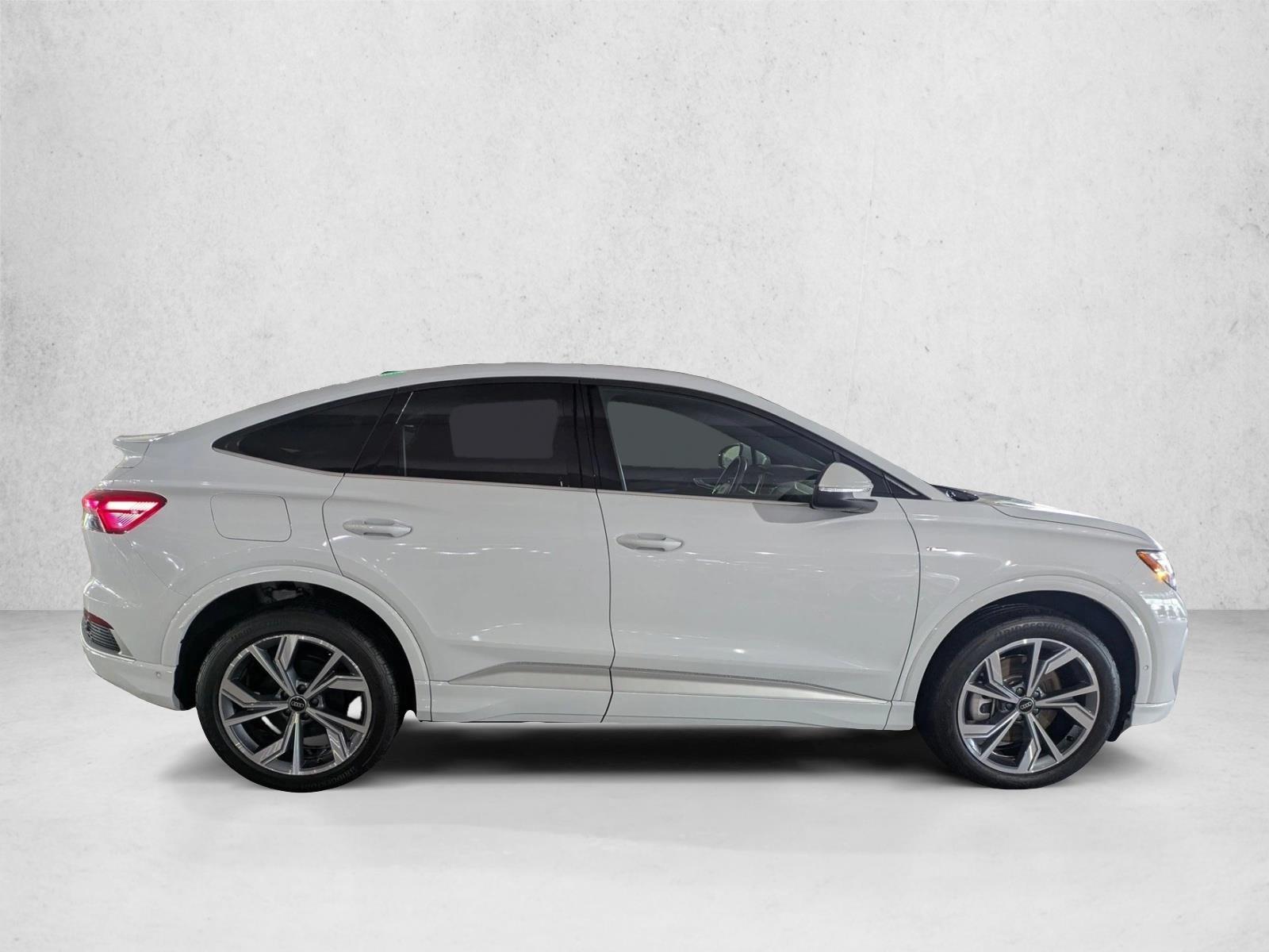 2023 Audi Q4 E-tron Sportback 50 Premium photo 2