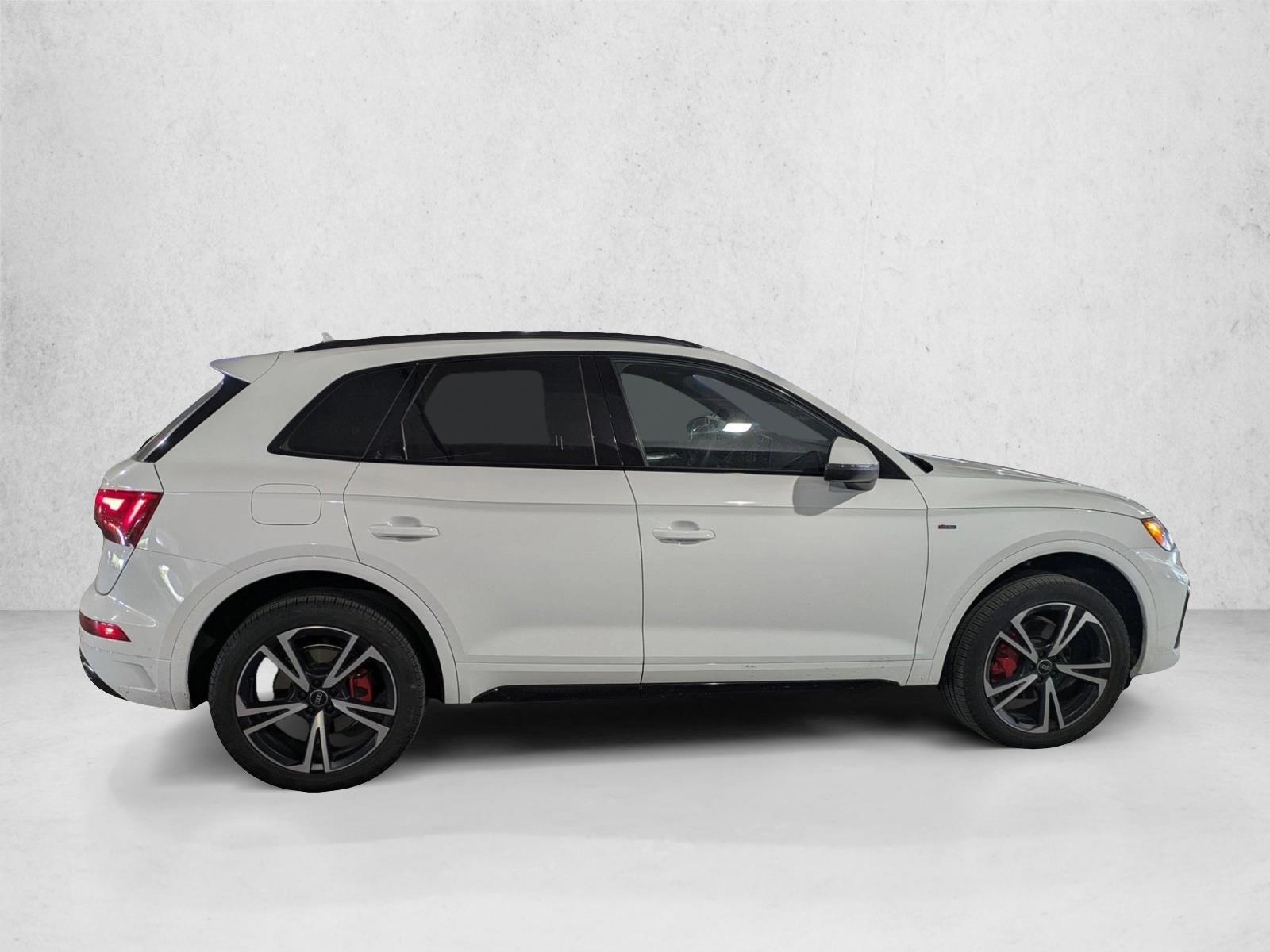 2025 Audi Q5 45 S line Premium Plus photo 4