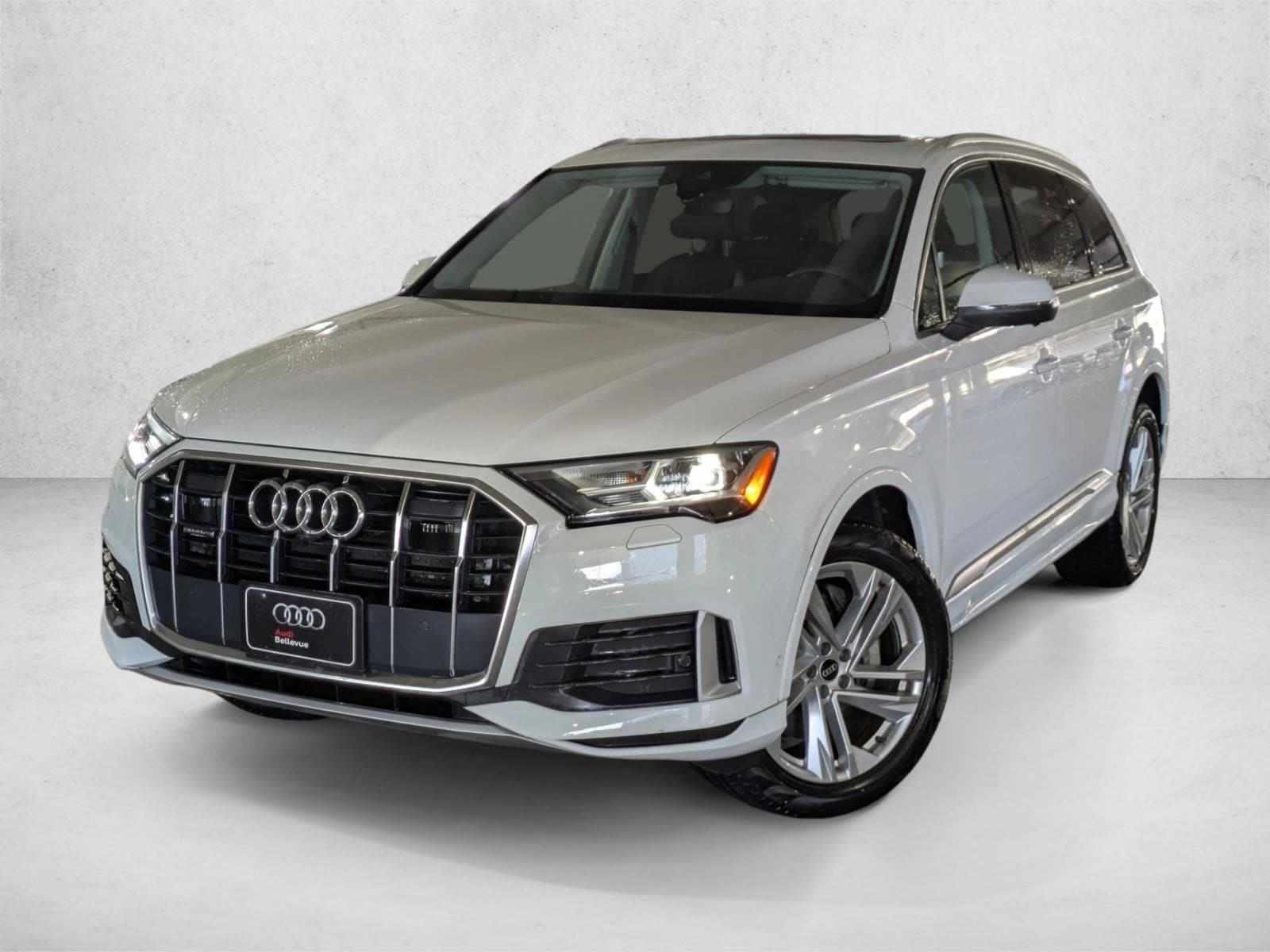 2022 Audi Q7 Premium Plus