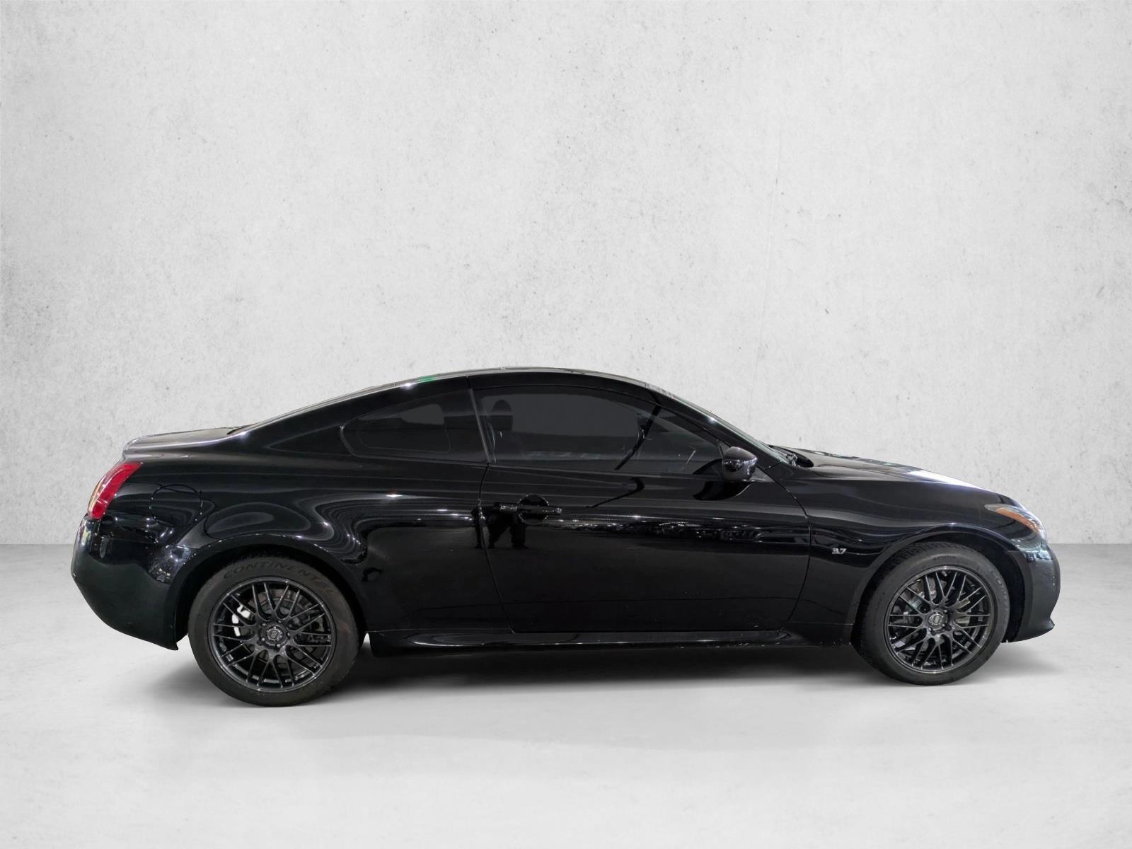 2014 Infiniti Q60 photo 4