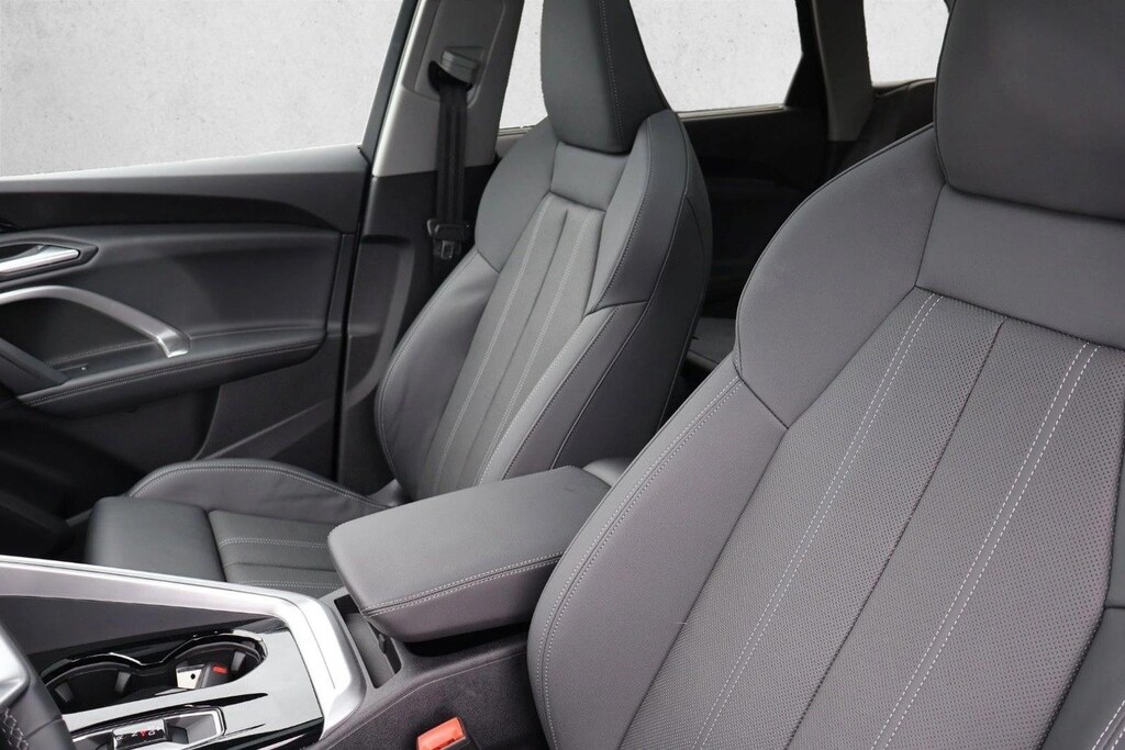 Used 2025 Audi Q5 2.0T Prestige SUV