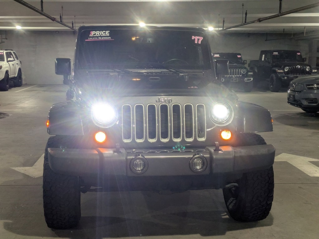 Used 2017 Jeep Wrangler JK Unlimited Sahara 4x4 SUV