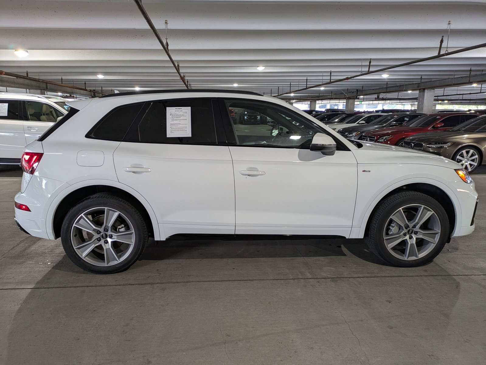 2025 Audi Q5 45 S line Premium photo 4