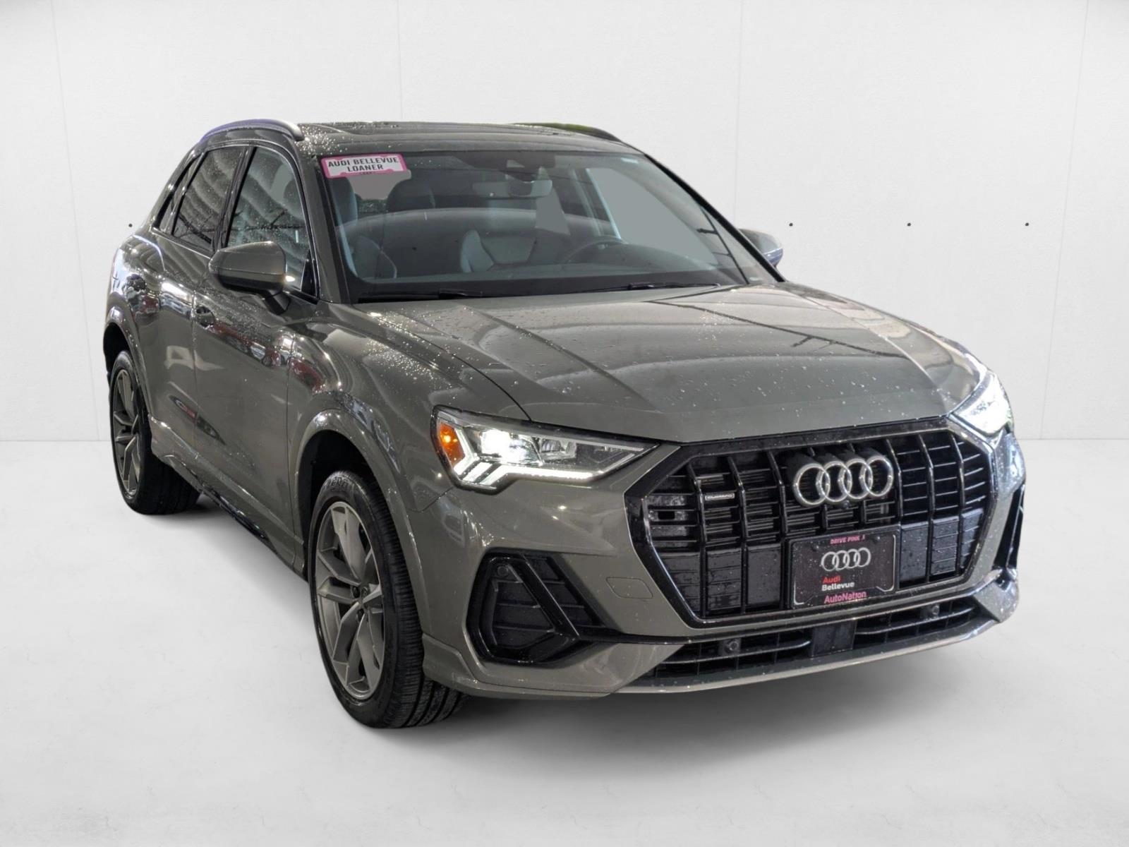 2024 Audi Q3 45 TFSI S line Premium Plus photo 2
