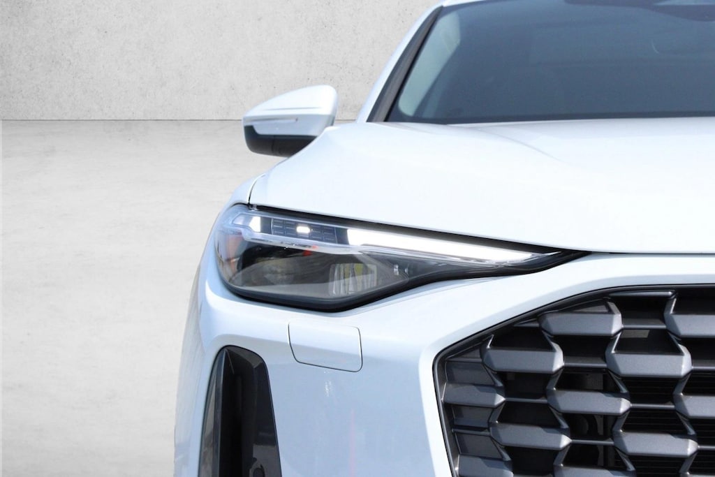 Certified 2025 Audi Q5 2.0T Premium Plus SUV