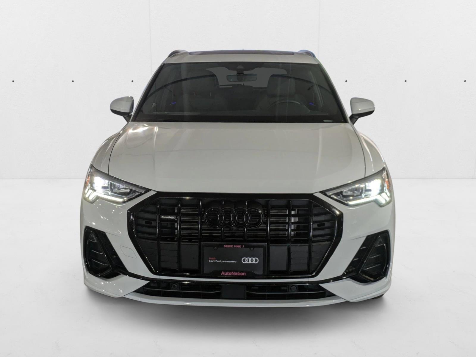 2024 Audi Q3 45 TFSI S line Premium Plus photo 2