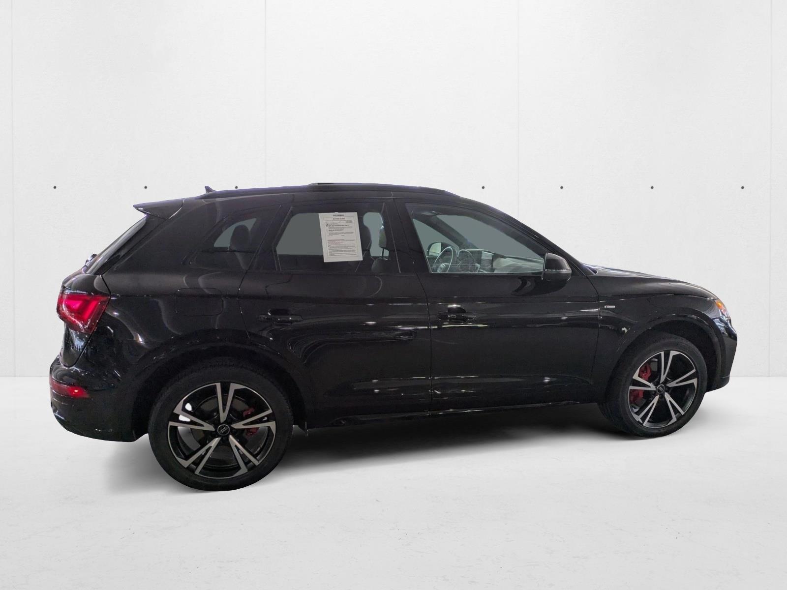 2025 Audi Q5 45 S line Premium Plus photo 2