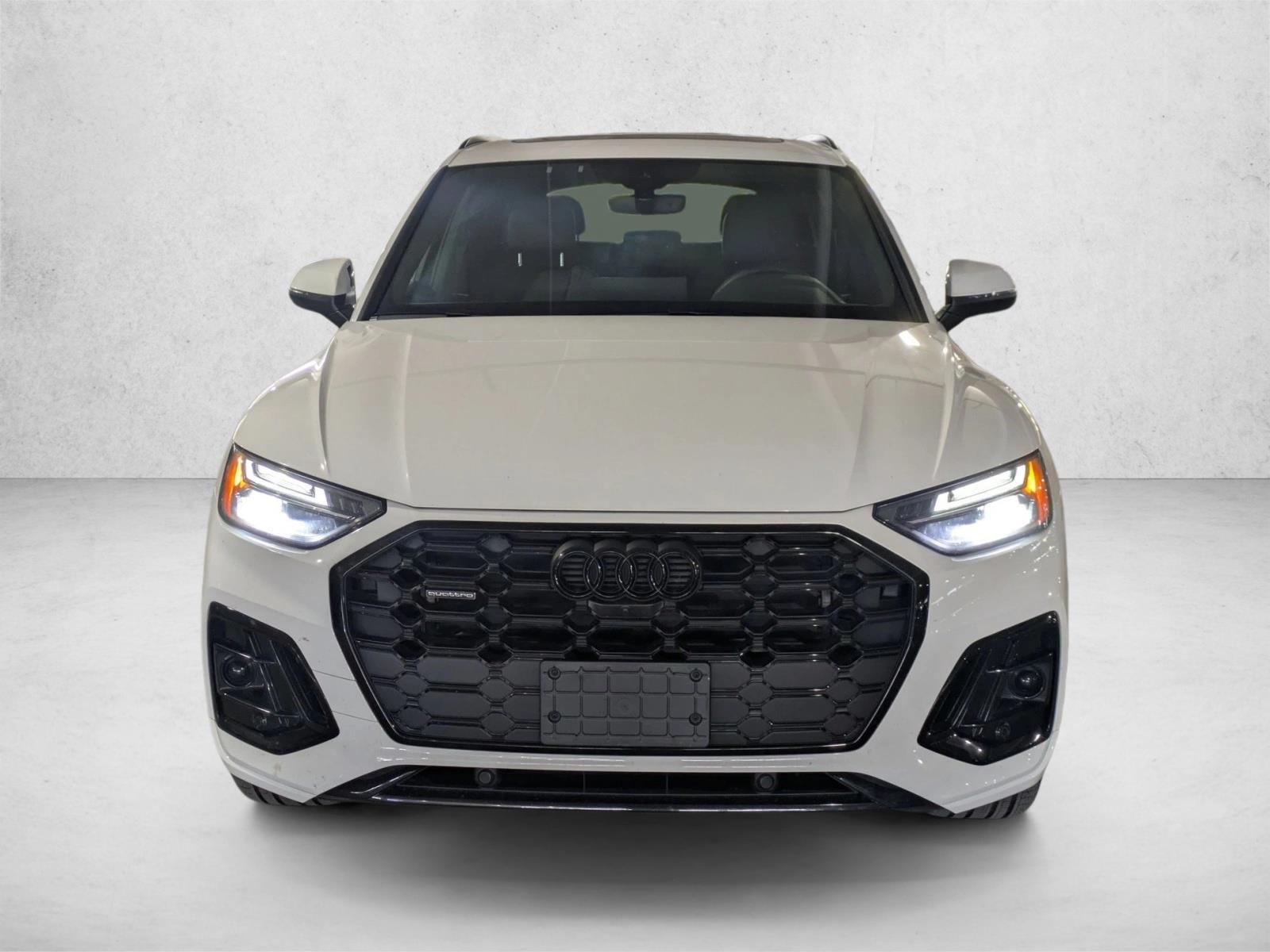 2025 Audi Q5 45 S line Premium Plus photo 2