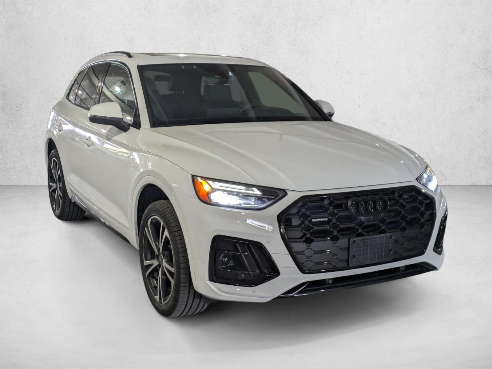 2025 Audi Q5 45 S line Premium Plus photo 3