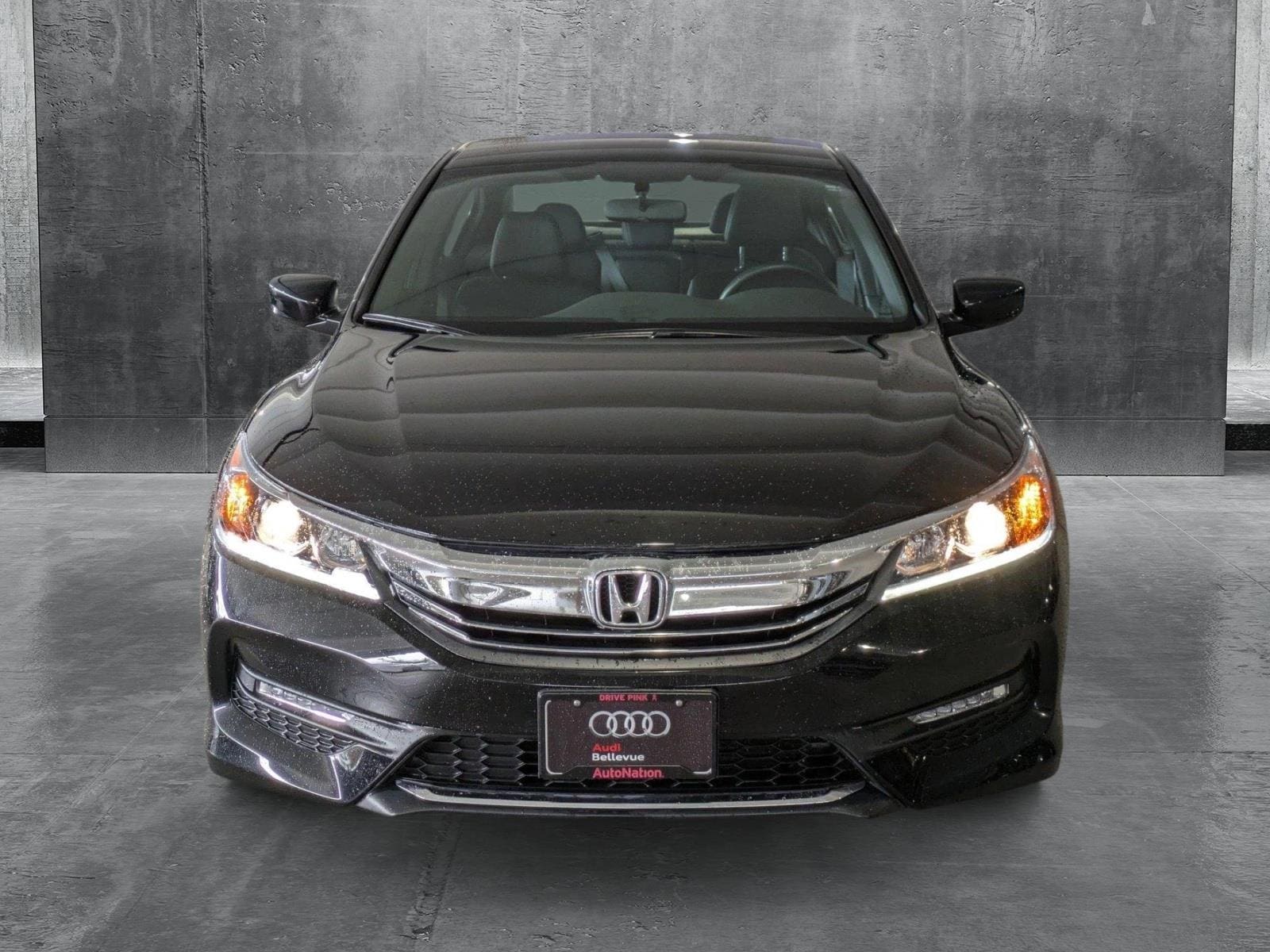 Used 2017 Honda Accord Sport with VIN 1HGCR2F59HA127578 for sale in Bellevue, WA