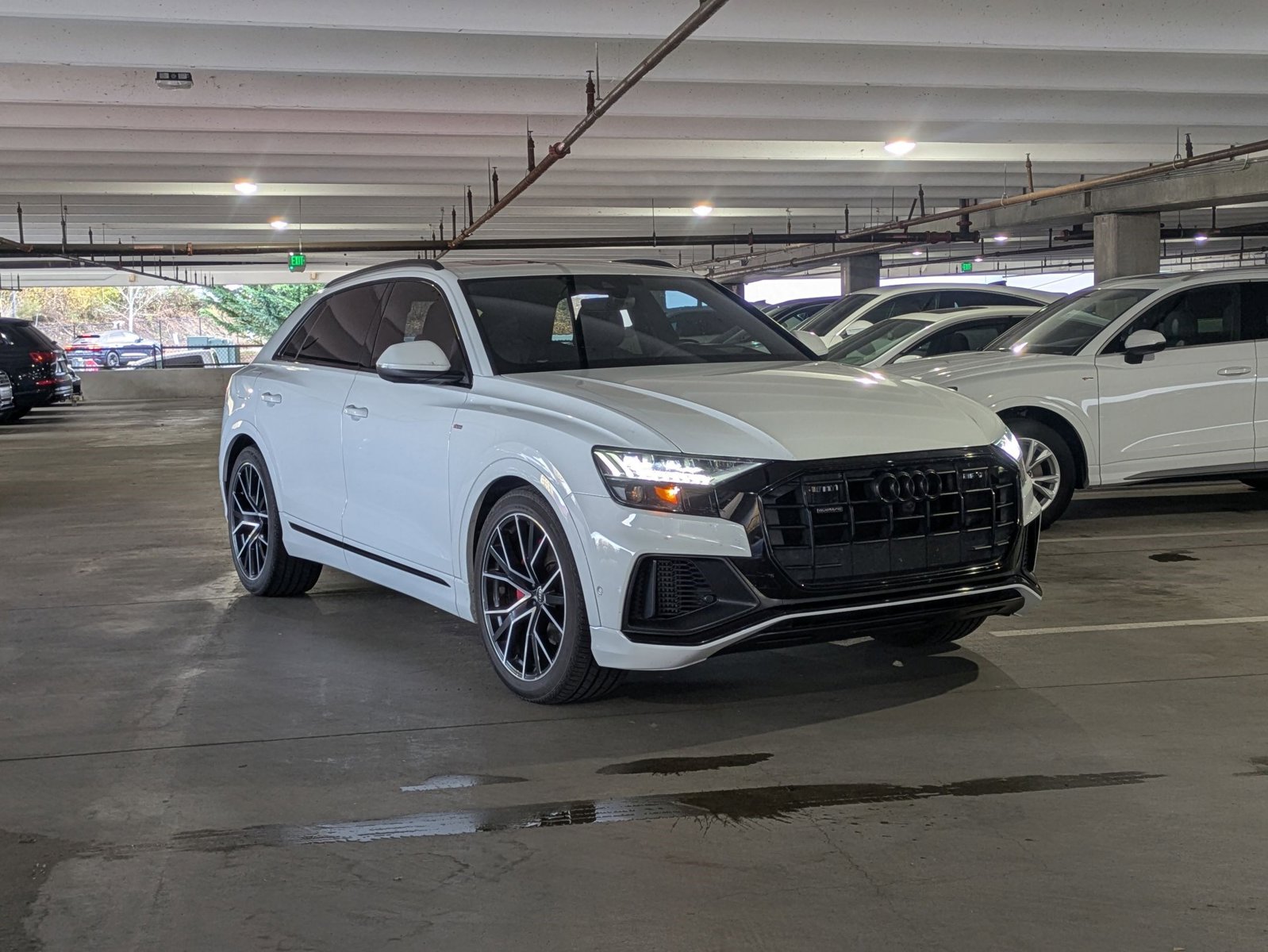 2021 Audi Q8 55 Prestige photo 2