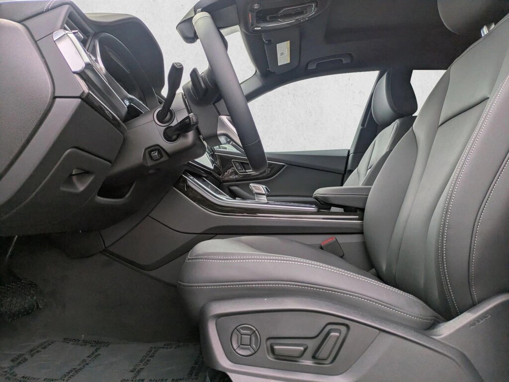 Certified 2025 Audi Q8 55 Premium SUV