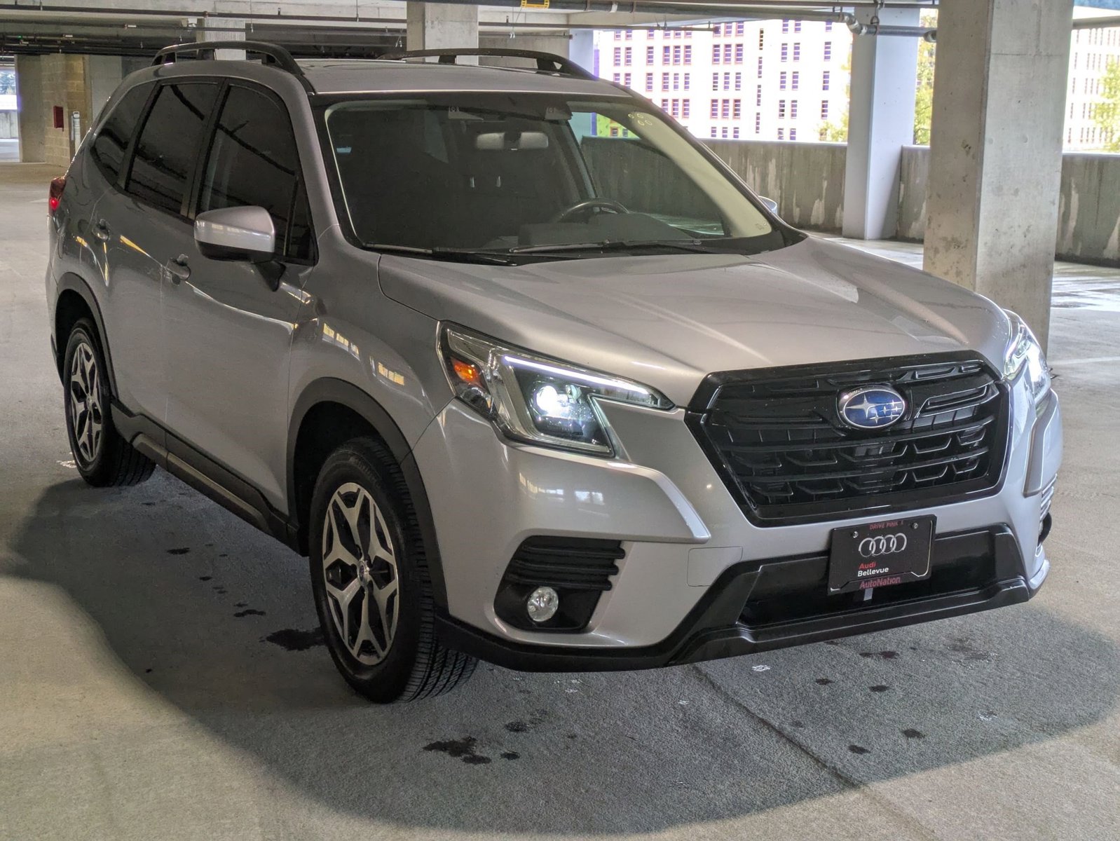 2023 Subaru Forester Premium photo 3