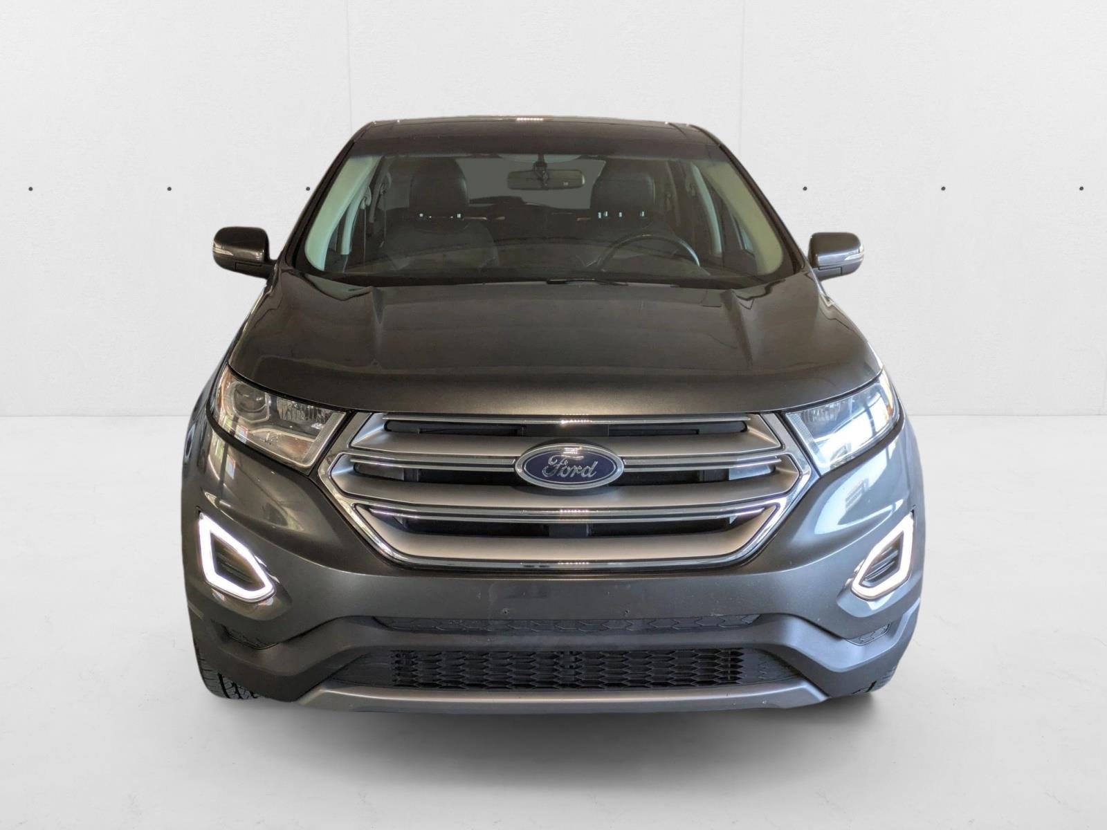 2017 Ford Edge SEL photo 2