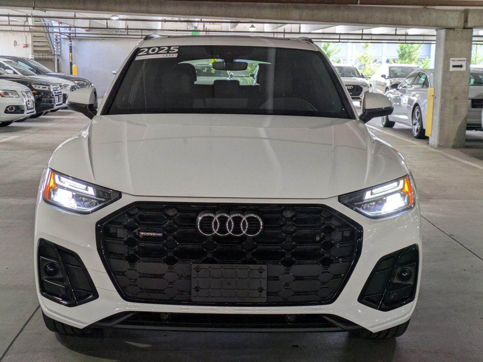 2025 Audi Q5 45 S line Premium photo 2