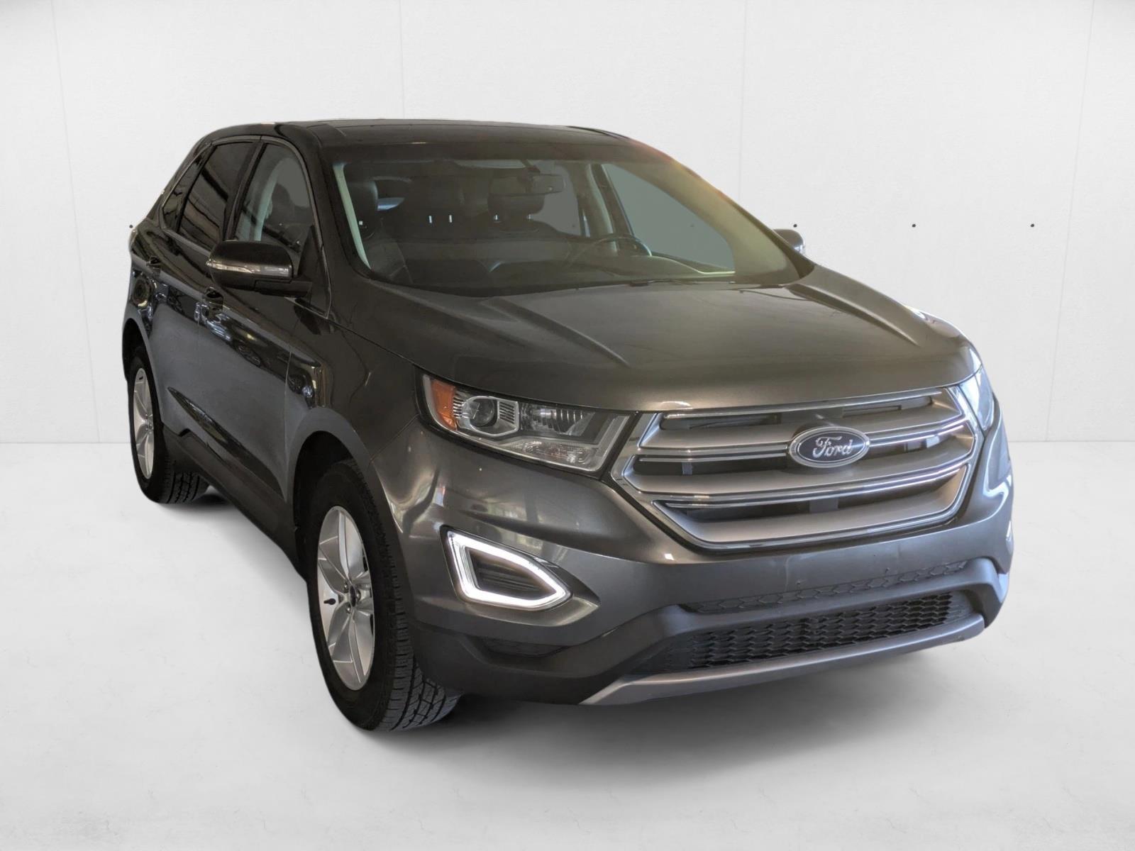 2017 Ford Edge SEL photo 3