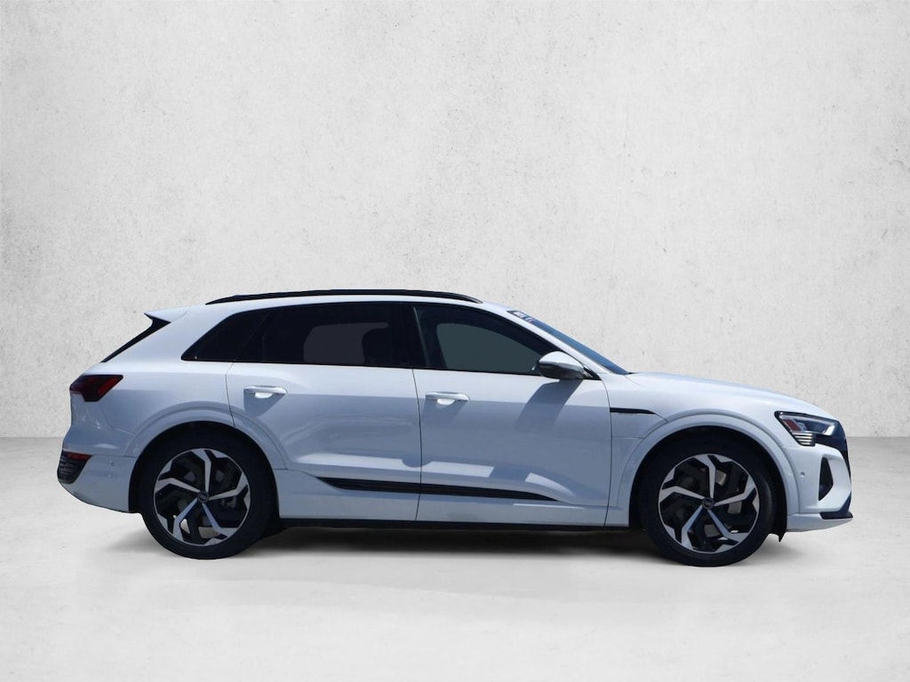 Used 2024 Audi Q8 e-tron Premium SUV